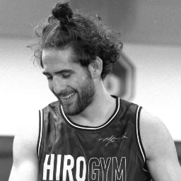 Ákos Dénes